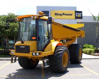 Hydrema 912HM in front of Ring Power in Riverview, Florida Hydrema 912HM in front of Ring Power in Riverview, Florida